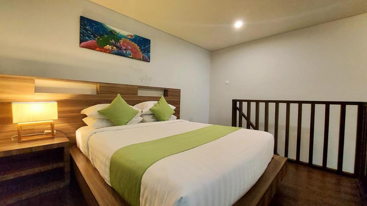 The New Moon Seminyak Hotell Exteriör bild